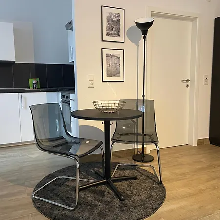 4 Apartment *